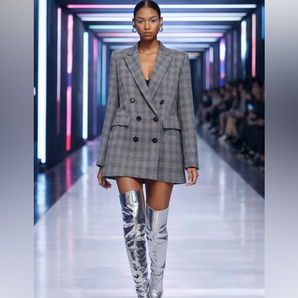 Veronika Maine Jackets & Blazers - Veronika Maine blazer jacket womens Sz 10 Double Breasted Gray Black Glen Plaid